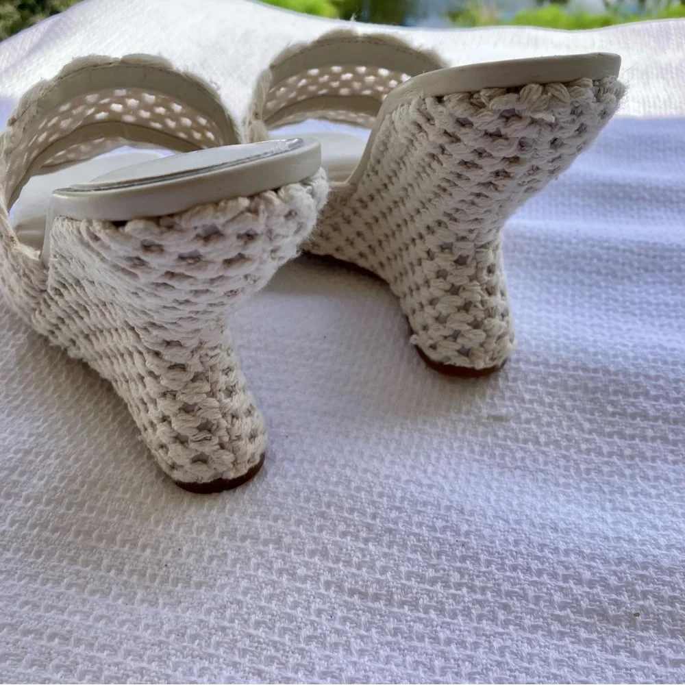 Gianni Bini Regina Crochet Wedge Mules – Size 9.5